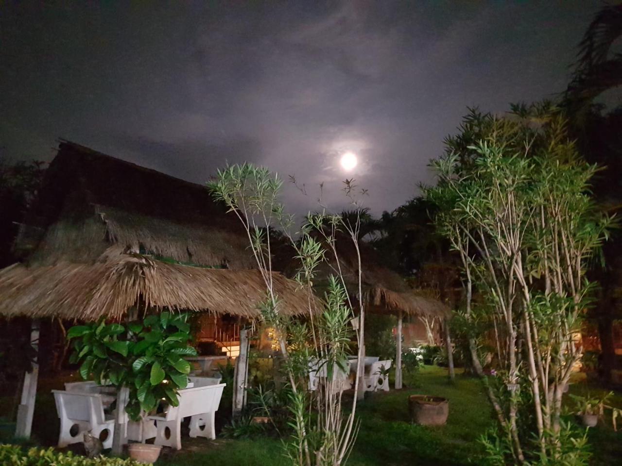 Thai Garden Inn Kanchanaburi Luaran gambar